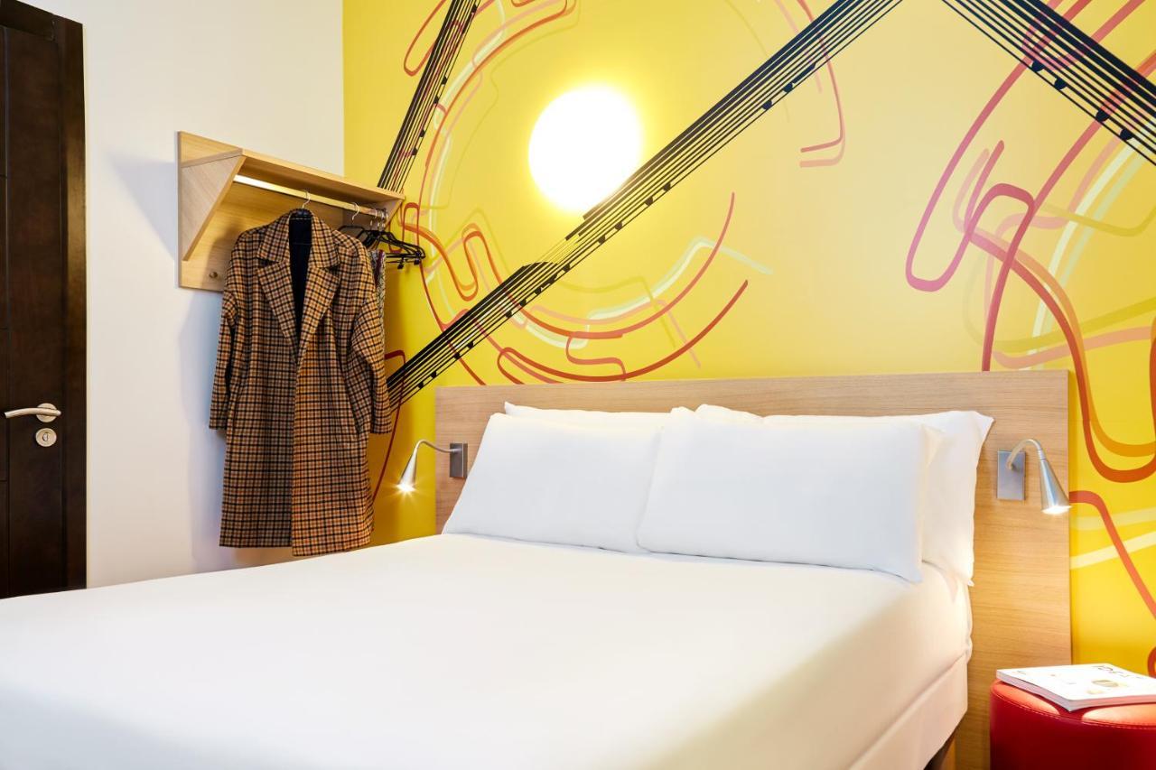 Ibis Styles Marseille Gare Saint-Charles Hotel Buitenkant foto